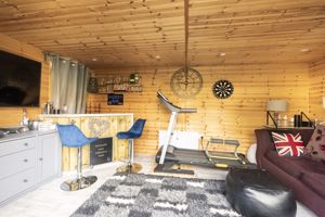 Photo 18- click for photo gallery